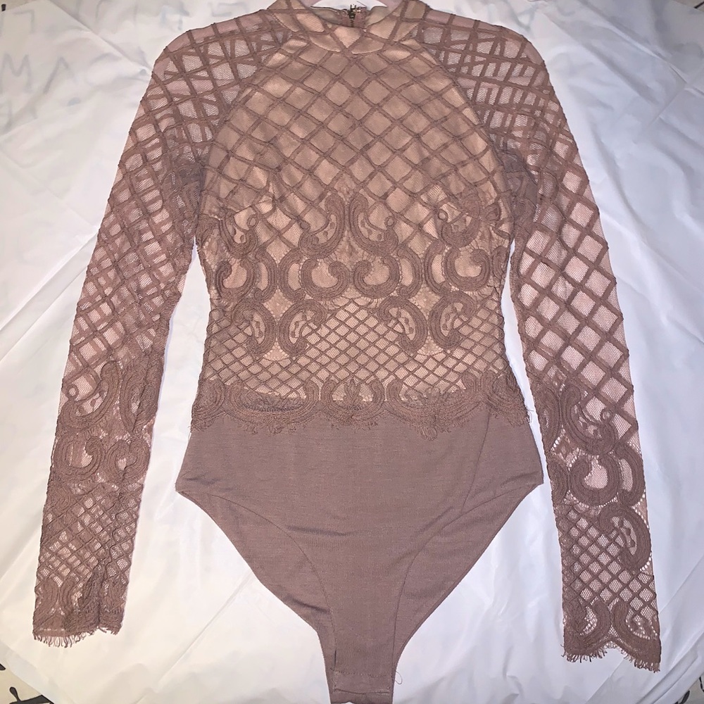 L'atiste by Amy long sleeve lace bodysuit